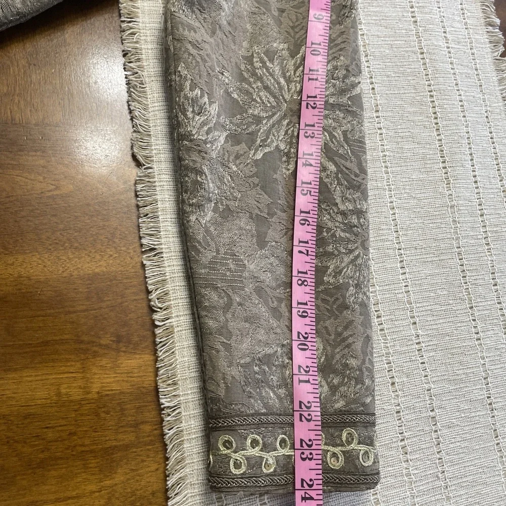 Cold water Creek NWT Women's Embroided Flower Shimmer Jacket Size Large‎